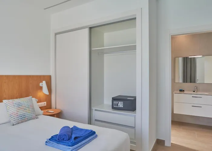 Blancazul Anaisa, A * Πλάγια Μπλάνκα