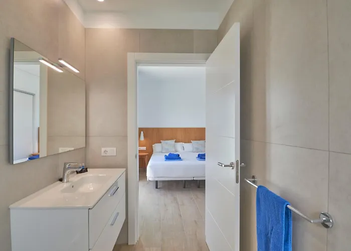 Blancazul Anaisa, A بلايا بلانكا