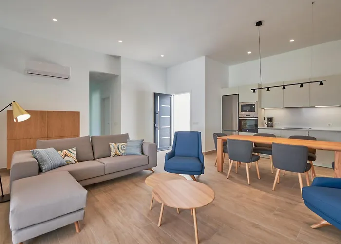 Blancazul Anaisa, A * بلايا بلانكا